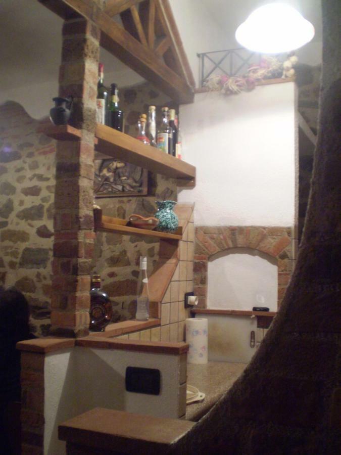 Ferienwohnung La Casa Di Antonella Vetulonia Exterior foto